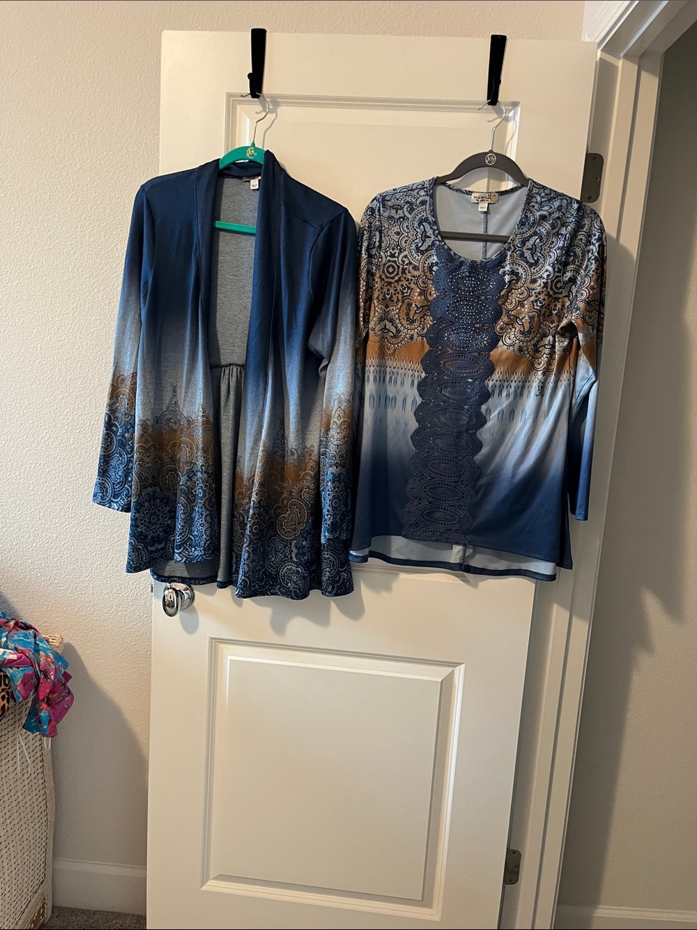 ONE WORLD Blue Ombre Paisley Tunic Set with Brown Accents